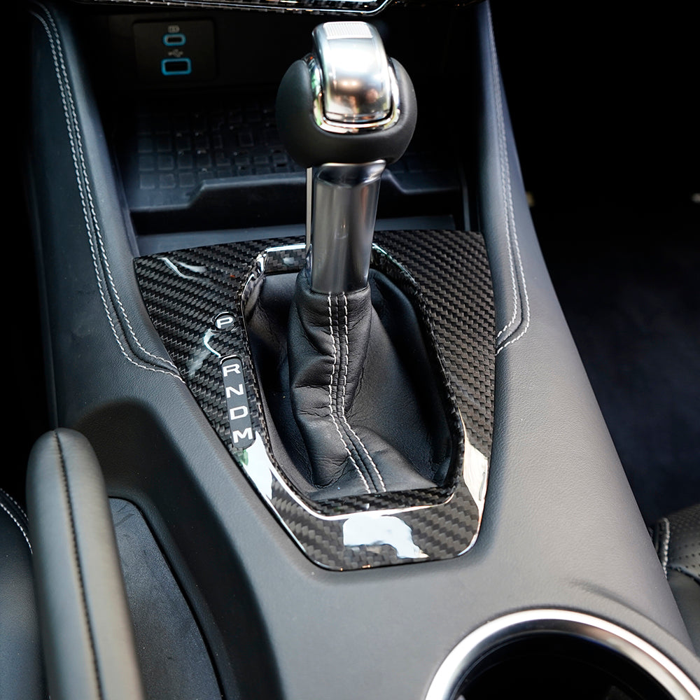 Mustang carbon fiber gear shift cover for 10-speed models