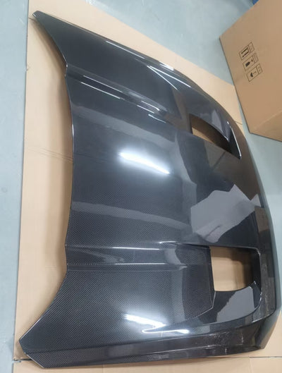 GT4-R Dry Carbon Hood