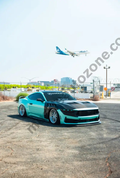 GT4-R Mustang fenders with GTD carbon fiber hood